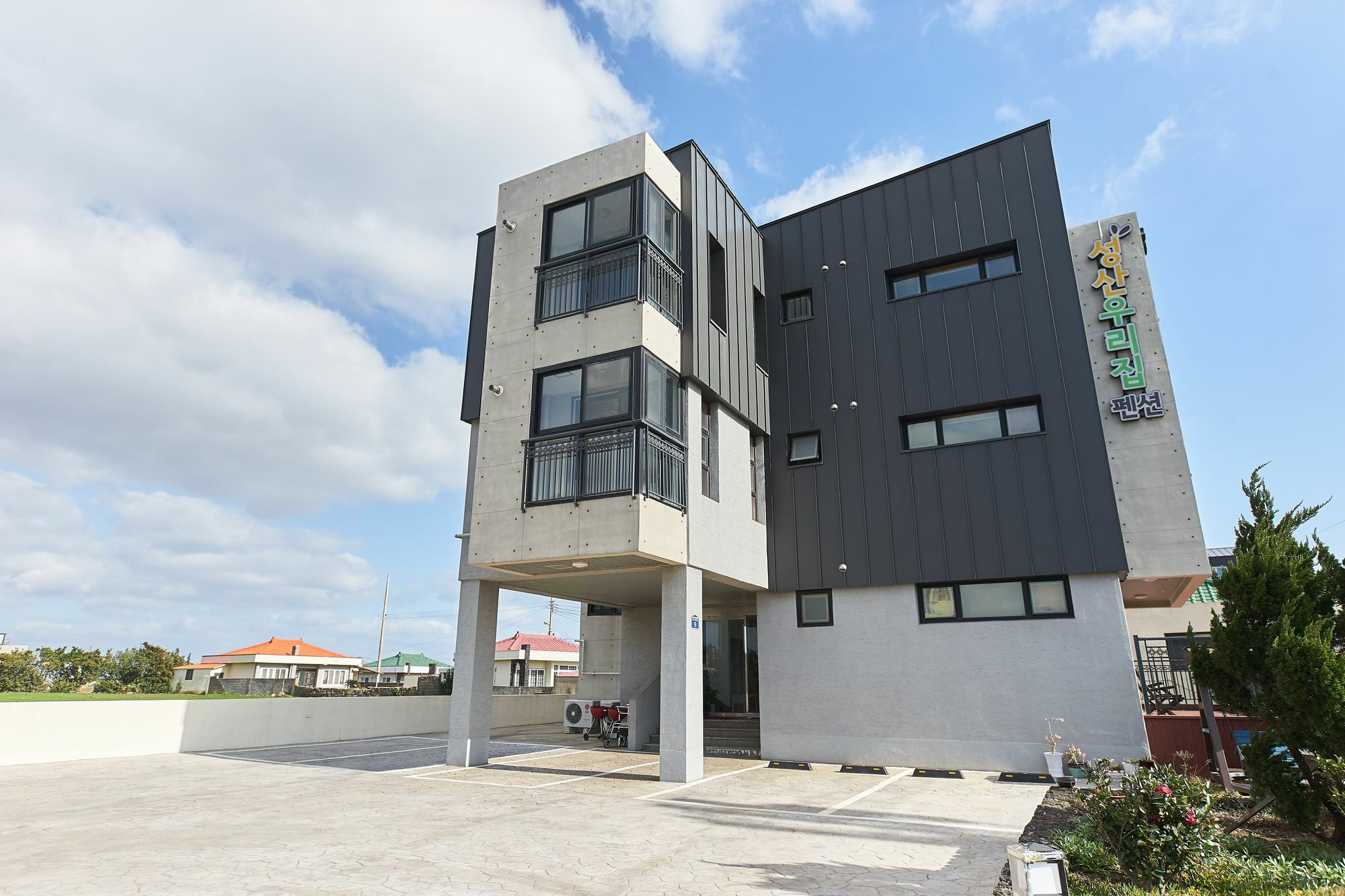 Sungsan Woori House Pension Seogwipo Exteriör bild